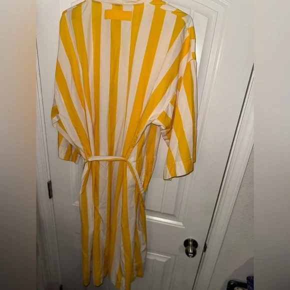 Nautica Yellow and White Striped Robe - Picture 11 of 12